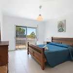 Vila Sunrise House *