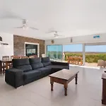 Villa Sunrise House