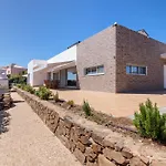 Sunrise House * 塔维拉