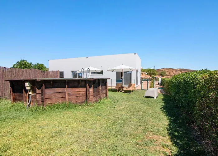 Sunrise House Villa *